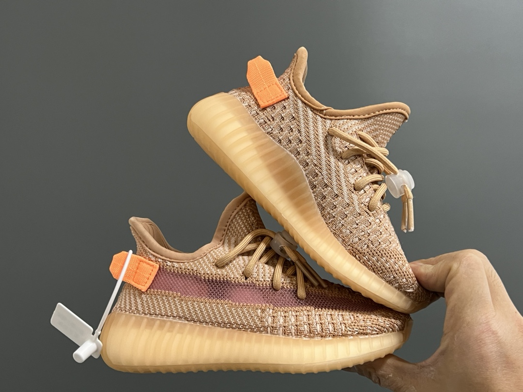 图片[9]-专G版椰子350V2真爆鞋带扣儿童一脚蹬运动鞋 尺码：24-35码 专柜版来咯🔥 真爆米花系列脚感超级棒👍🏻 软弹效果一绝❗️ 针织鞋面，透气舒适好打理✔️ 鞋带扣设计，对于小宝来说可太友好啦✌🏻 一脚蹬款式设计，穿脱自如✅-选品中心