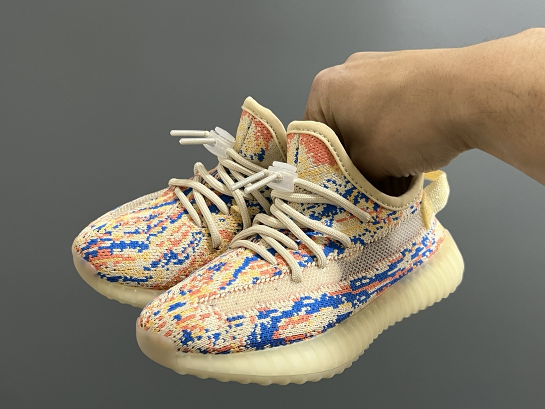 图片[2]-专G版椰子350V2真爆鞋带扣儿童一脚蹬运动鞋 尺码：24-35码 专柜版来咯🔥 真爆米花系列脚感超级棒👍🏻 软弹效果一绝❗️ 针织鞋面，透气舒适好打理✔️ 鞋带扣设计，对于小宝来说可太友好啦✌🏻 一脚蹬款式设计，穿脱自如✅-选品中心