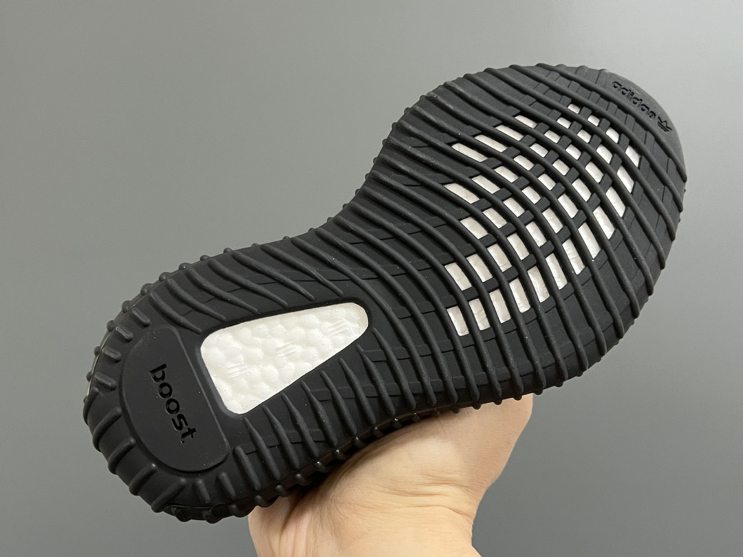 图片[5]-专G版椰子350V2真爆鞋带扣儿童一脚蹬运动鞋 尺码：24-35码 专柜版来咯🔥 真爆米花系列脚感超级棒👍🏻 软弹效果一绝❗️ 针织鞋面，透气舒适好打理✔️ 鞋带扣设计，对于小宝来说可太友好啦✌🏻 一脚蹬款式设计，穿脱自如✅-选品中心