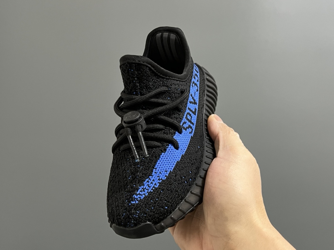 图片[3]-专G版椰子350V2真爆鞋带扣儿童一脚蹬运动鞋 尺码：24-35码 专柜版来咯🔥 真爆米花系列脚感超级棒👍🏻 软弹效果一绝❗️ 针织鞋面，透气舒适好打理✔️ 鞋带扣设计，对于小宝来说可太友好啦✌🏻 一脚蹬款式设计，穿脱自如✅-选品中心