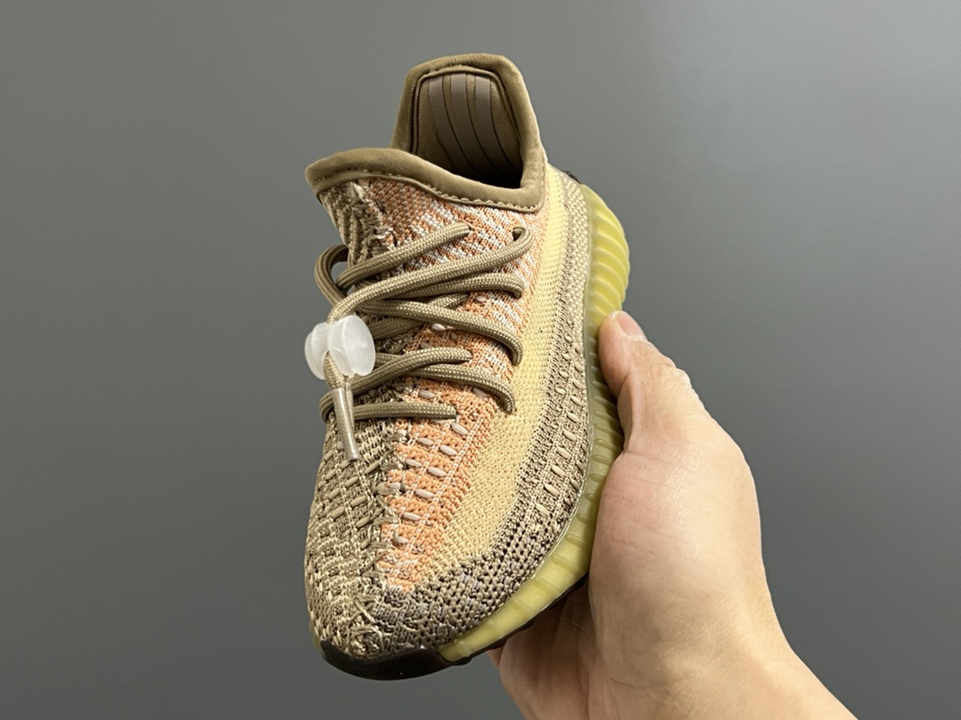 图片[3]-专G版椰子350V2真爆鞋带扣儿童一脚蹬运动鞋 尺码：24-35码 专柜版来咯🔥 真爆米花系列脚感超级棒👍🏻 软弹效果一绝❗️ 针织鞋面，透气舒适好打理✔️ 鞋带扣设计，对于小宝来说可太友好啦✌🏻 一脚蹬款式设计，穿脱自如✅-选品中心