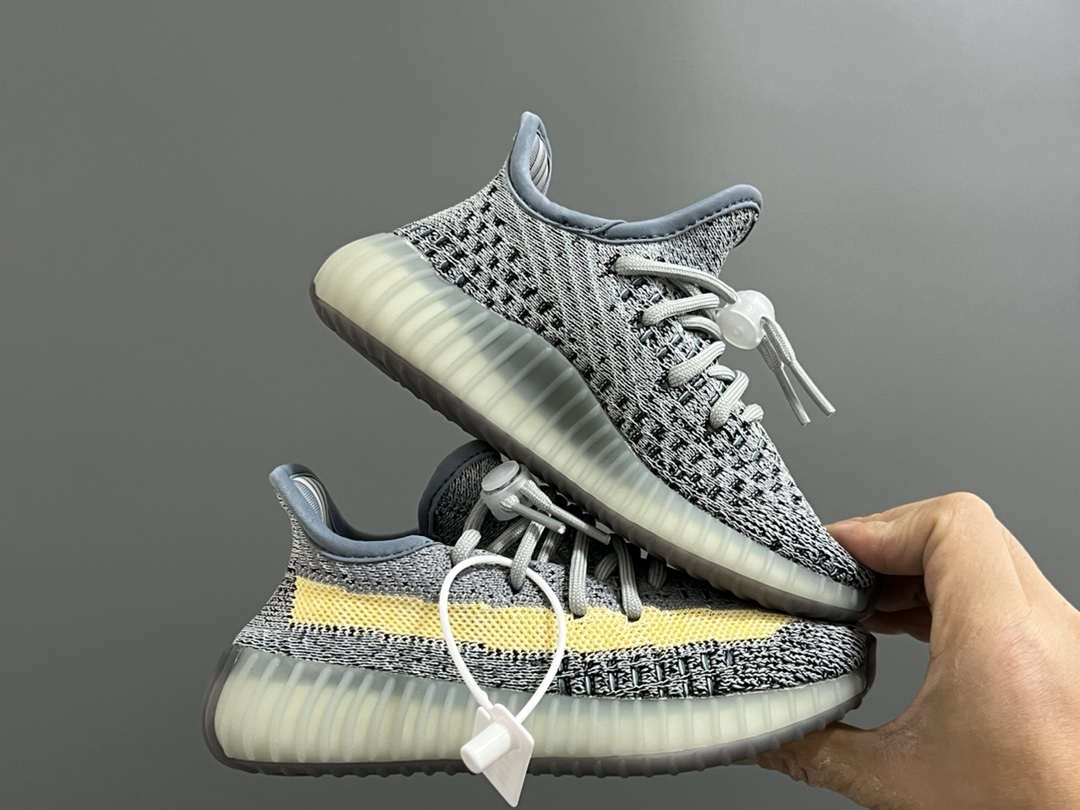 图片[9]-专G版椰子350V2真爆鞋带扣儿童一脚蹬运动鞋 尺码：24-35码 专柜版来咯🔥 真爆米花系列脚感超级棒👍🏻 软弹效果一绝❗️ 针织鞋面，透气舒适好打理✔️ 鞋带扣设计，对于小宝来说可太友好啦✌🏻 一脚蹬款式设计，穿脱自如✅-选品中心