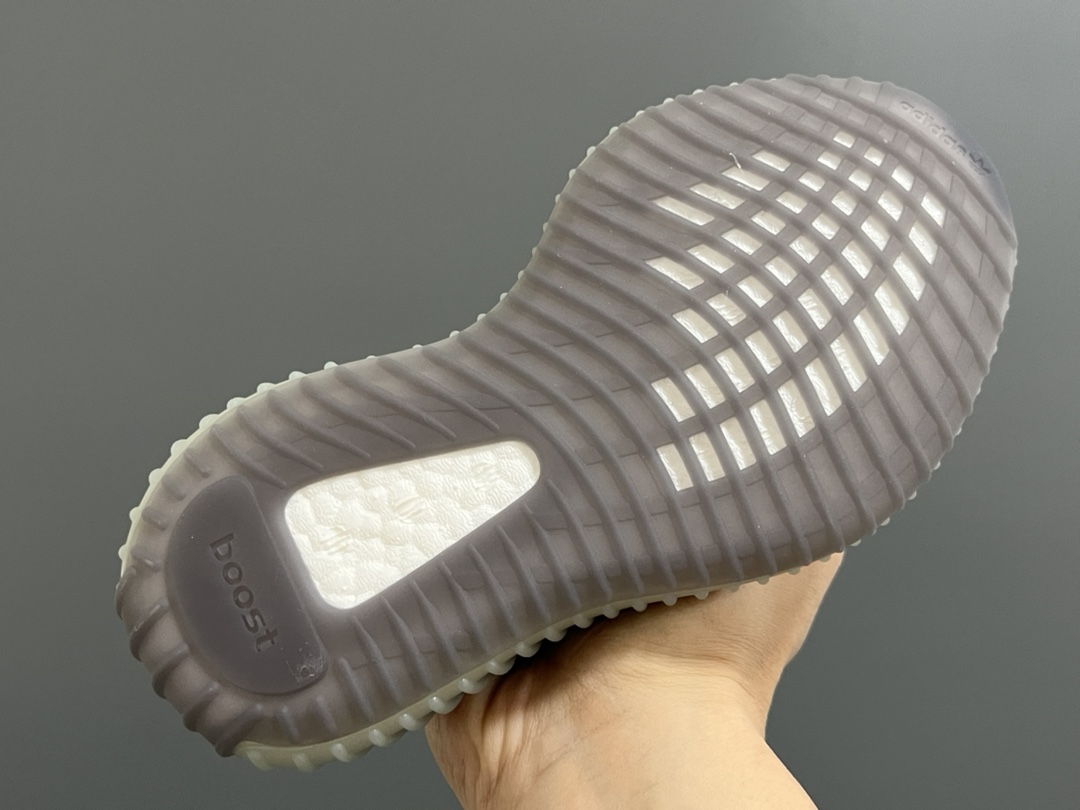 图片[5]-专G版椰子350V2真爆鞋带扣儿童一脚蹬运动鞋 尺码：24-35码 专柜版来咯🔥 真爆米花系列脚感超级棒👍🏻 软弹效果一绝❗️ 针织鞋面，透气舒适好打理✔️ 鞋带扣设计，对于小宝来说可太友好啦✌🏻 一脚蹬款式设计，穿脱自如✅-选品中心