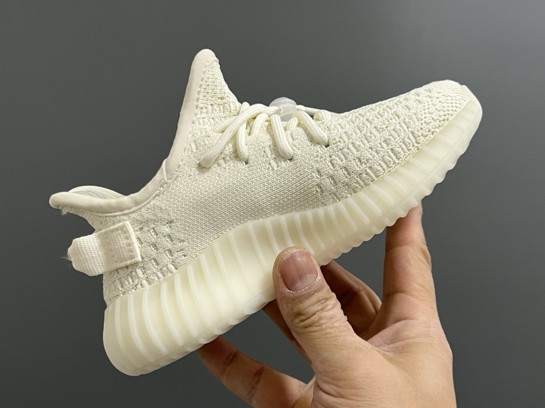 图片[6]-专G版椰子350V2真爆鞋带扣儿童一脚蹬运动鞋 尺码：24-35码 专柜版来咯🔥 真爆米花系列脚感超级棒👍🏻 软弹效果一绝❗️ 针织鞋面，透气舒适好打理✔️ 鞋带扣设计，对于小宝来说可太友好啦✌🏻 一脚蹬款式设计，穿脱自如✅-选品中心