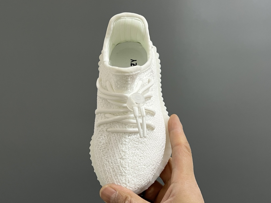 图片[8]-专G版椰子350V2真爆鞋带扣儿童一脚蹬运动鞋 尺码：24-35码 专柜版来咯🔥 真爆米花系列脚感超级棒👍🏻 软弹效果一绝❗️ 针织鞋面，透气舒适好打理✔️ 鞋带扣设计，对于小宝来说可太友好啦✌🏻 一脚蹬款式设计，穿脱自如✅-选品中心