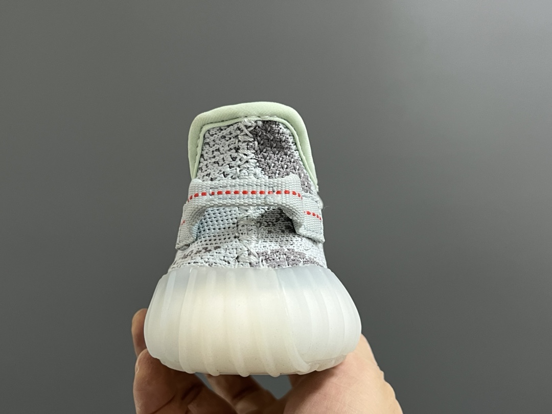 图片[7]-专G版椰子350V2真爆鞋带扣儿童一脚蹬运动鞋 尺码：24-35码 专柜版来咯🔥 真爆米花系列脚感超级棒👍🏻 软弹效果一绝❗️ 针织鞋面，透气舒适好打理✔️ 鞋带扣设计，对于小宝来说可太友好啦✌🏻 一脚蹬款式设计，穿脱自如✅-选品中心