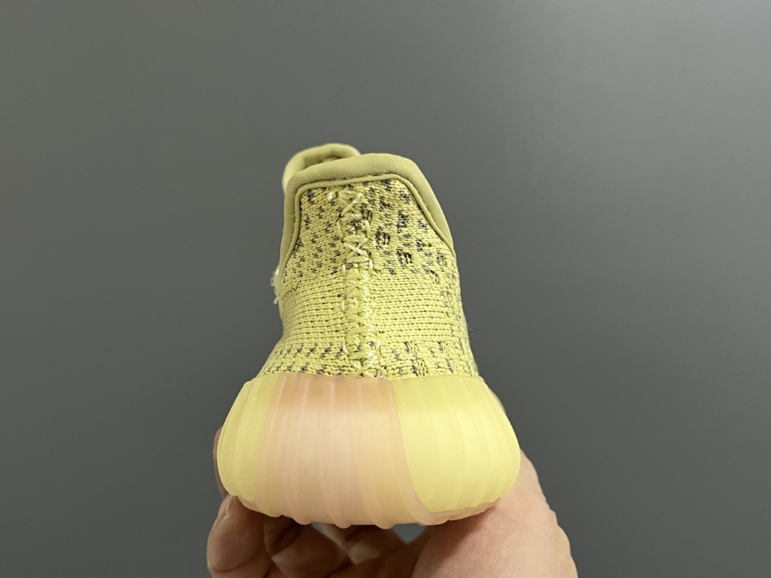 图片[7]-专G版椰子350V2真爆鞋带扣儿童一脚蹬运动鞋 尺码：24-35码 专柜版来咯🔥 真爆米花系列脚感超级棒👍🏻 软弹效果一绝❗️ 针织鞋面，透气舒适好打理✔️ 鞋带扣设计，对于小宝来说可太友好啦✌🏻 一脚蹬款式设计，穿脱自如✅-选品中心