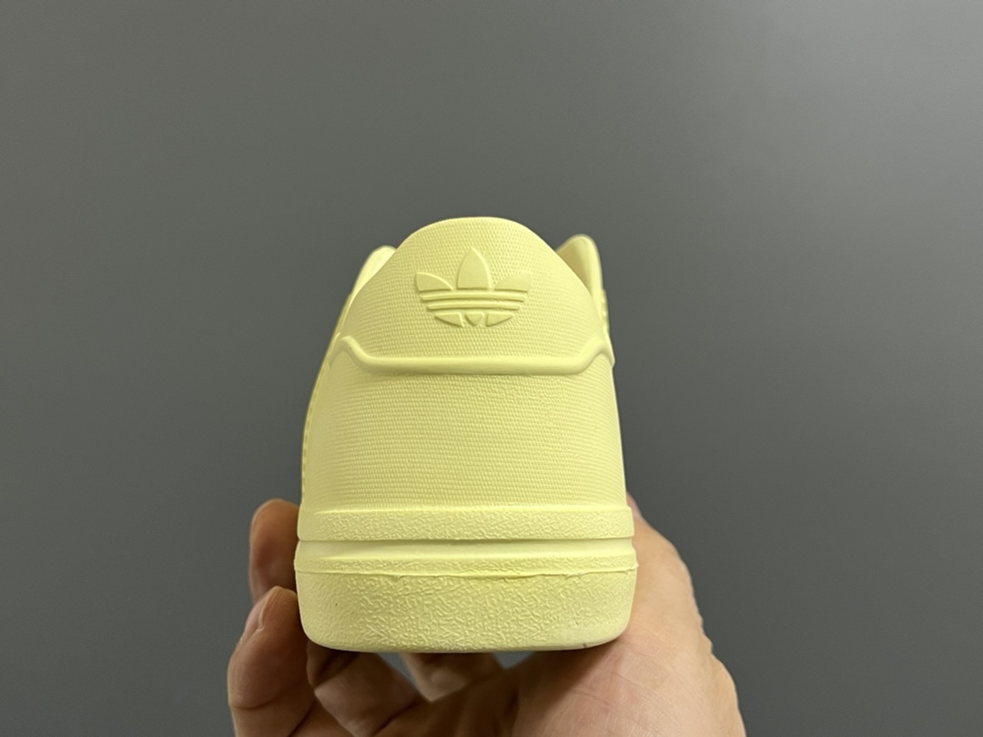 图片[7]-A家丑萌洞洞一脚蹬儿童凉鞋 尺码：24-37码 丑萌丑萌的小可爱凉鞋😍 透气孔设计，舒适不闷脚☁️ 附赠一对鞋垫，方便清洗✌🏻 一体成型工艺，全身无胶👍🏻-选品中心