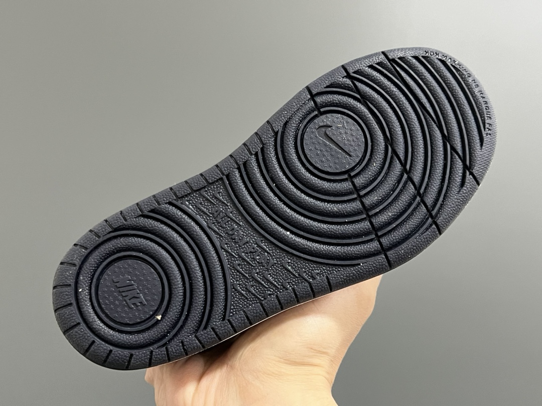 图片[5]-NK 空一号工装低帮魔术贴儿童板鞋小白鞋 尺码：22-37码 经典百搭板鞋小白鞋，学生时代必备❤️ 低帮魔术贴设计，穿脱方便✔️ 橡胶大底，耐磨防滑👍🏻-选品中心