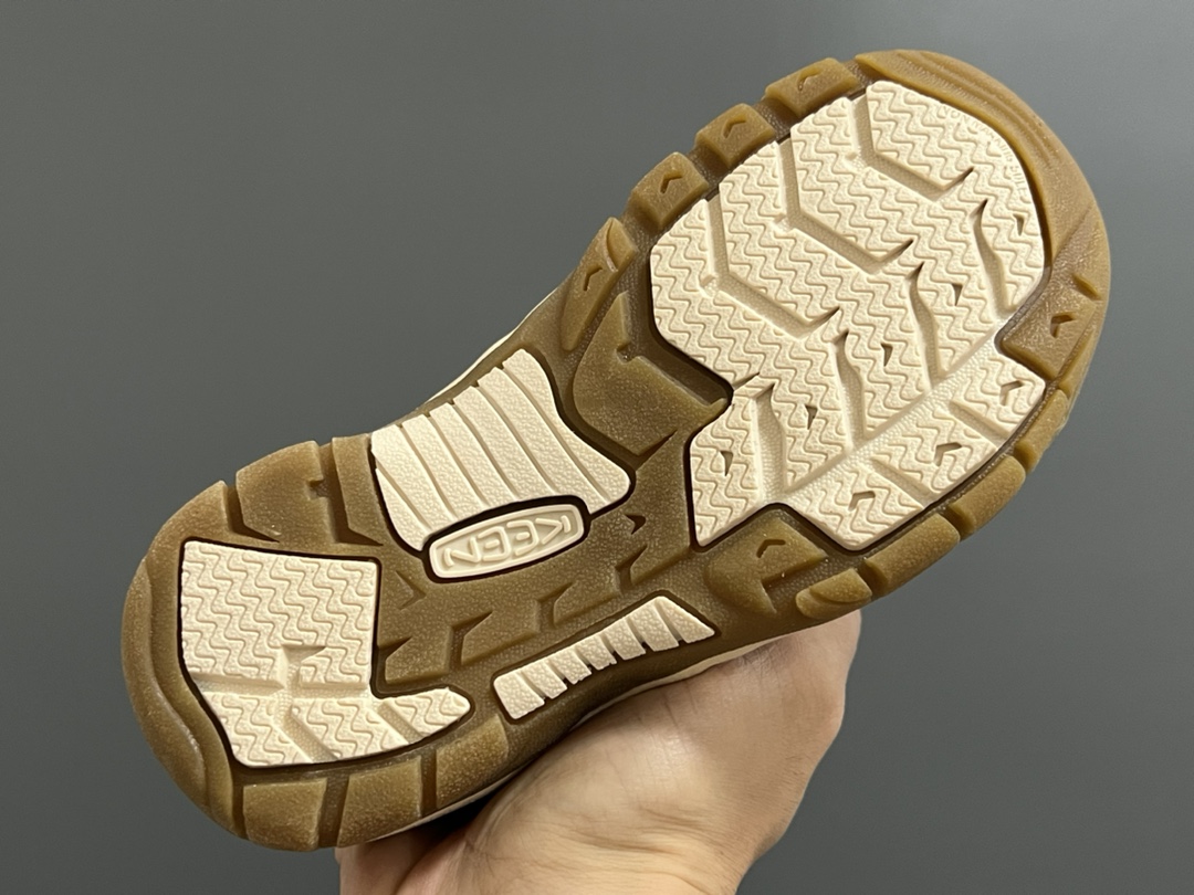 图片[5]-海外版 Keen 科恩溯溪两穿儿童凉鞋 尺码：26-37码 海外代购版👍🏻 这鞋型太好看啦😍丑萌丑萌感✨ 魔术贴➕松紧带设计，方便调节✔️ 溯溪两穿橡胶耐磨大底，抓地力超强✌🏻 今年必备单品🛒-选品中心