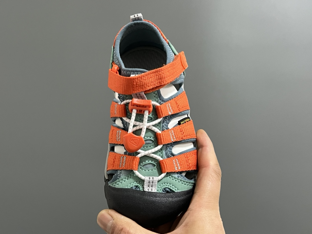 图片[8]-海外版 Keen 科恩溯溪两穿儿童凉鞋 尺码：26-37码 海外代购版👍🏻 这鞋型太好看啦😍丑萌丑萌感✨ 魔术贴➕松紧带设计，方便调节✔️ 溯溪两穿橡胶耐磨大底，抓地力超强✌🏻 今年必备单品🛒-选品中心