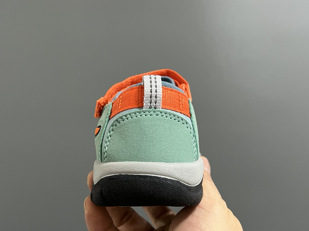 图片[7]-海外版 Keen 科恩溯溪两穿儿童凉鞋 尺码：26-37码 海外代购版👍🏻 这鞋型太好看啦😍丑萌丑萌感✨ 魔术贴➕松紧带设计，方便调节✔️ 溯溪两穿橡胶耐磨大底，抓地力超强✌🏻 今年必备单品🛒-选品中心