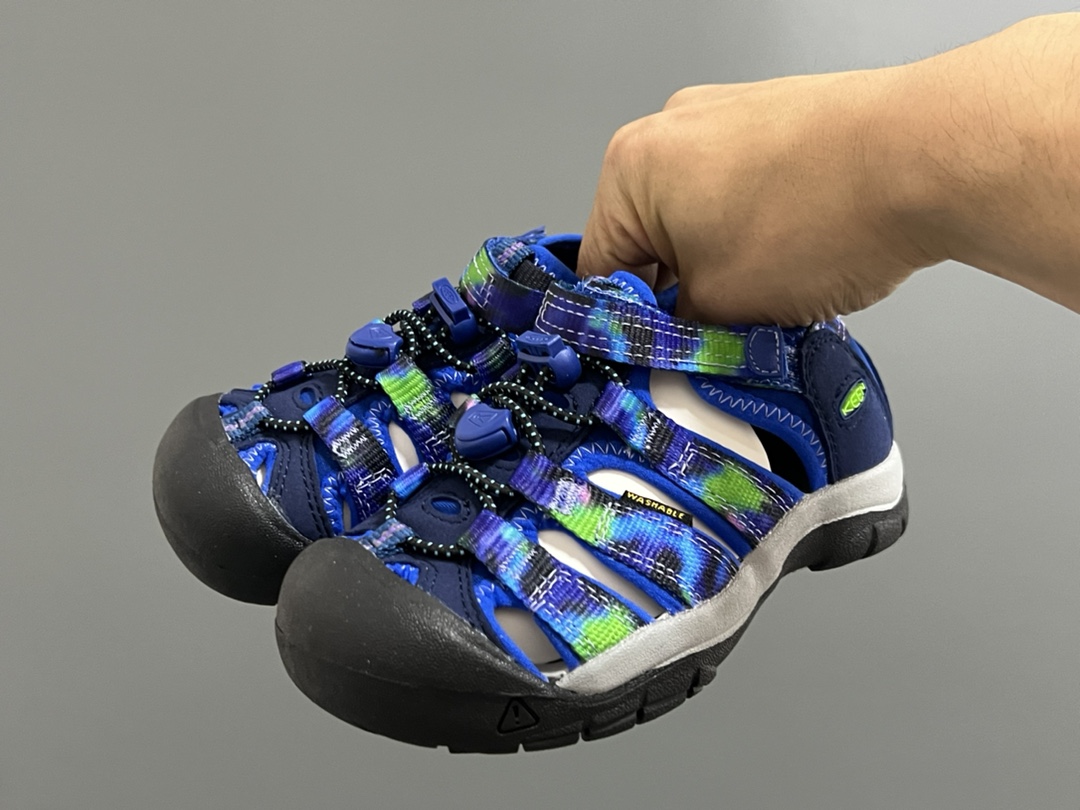 图片[2]-海外版 Keen 科恩溯溪两穿儿童凉鞋 尺码：26-37码 海外代购版👍🏻 这鞋型太好看啦😍丑萌丑萌感✨ 魔术贴➕松紧带设计，方便调节✔️ 溯溪两穿橡胶耐磨大底，抓地力超强✌🏻 今年必备单品🛒-选品中心