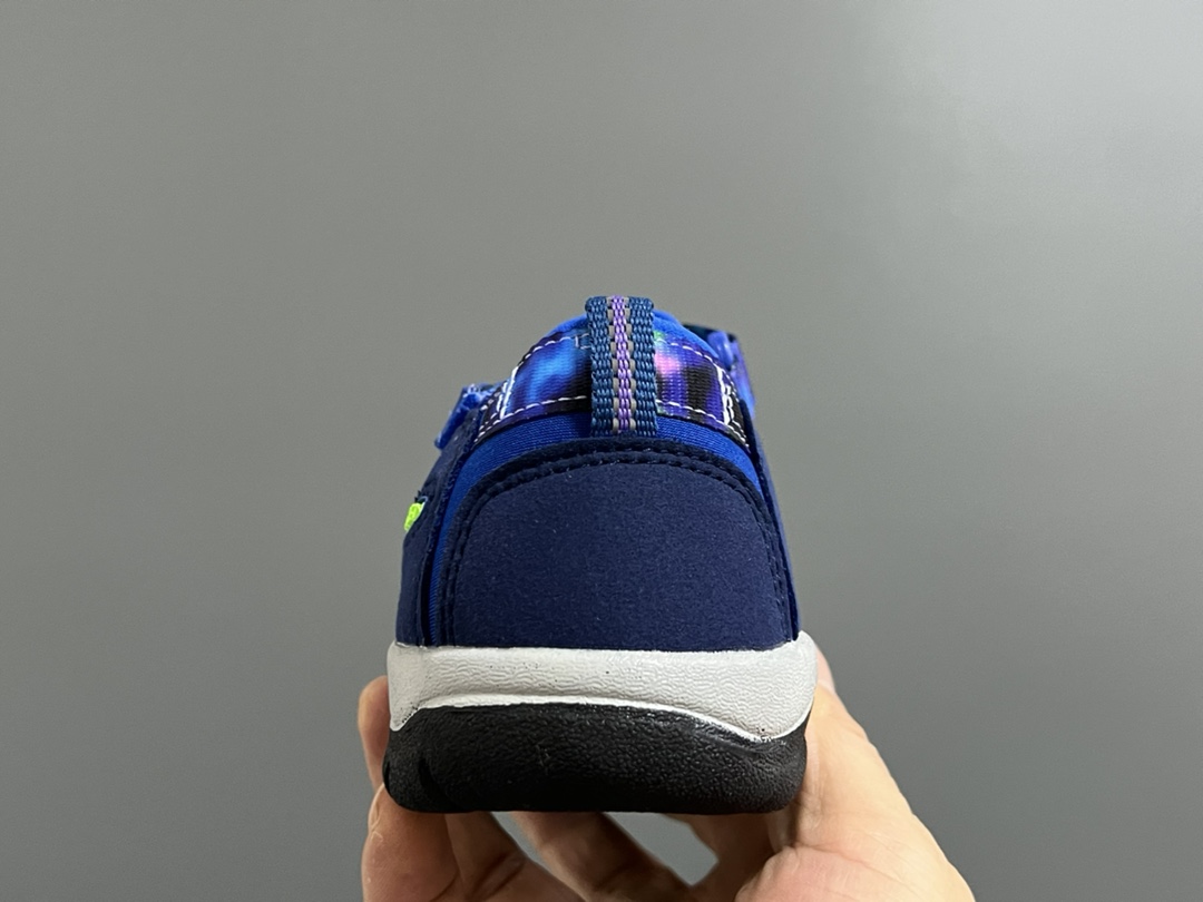 图片[7]-海外版 Keen 科恩溯溪两穿儿童凉鞋 尺码：26-37码 海外代购版👍🏻 这鞋型太好看啦😍丑萌丑萌感✨ 魔术贴➕松紧带设计，方便调节✔️ 溯溪两穿橡胶耐磨大底，抓地力超强✌🏻 今年必备单品🛒-选品中心