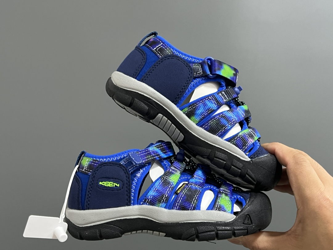 图片[9]-海外版 Keen 科恩溯溪两穿儿童凉鞋 尺码：26-37码 海外代购版👍🏻 这鞋型太好看啦😍丑萌丑萌感✨ 魔术贴➕松紧带设计，方便调节✔️ 溯溪两穿橡胶耐磨大底，抓地力超强✌🏻 今年必备单品🛒-选品中心