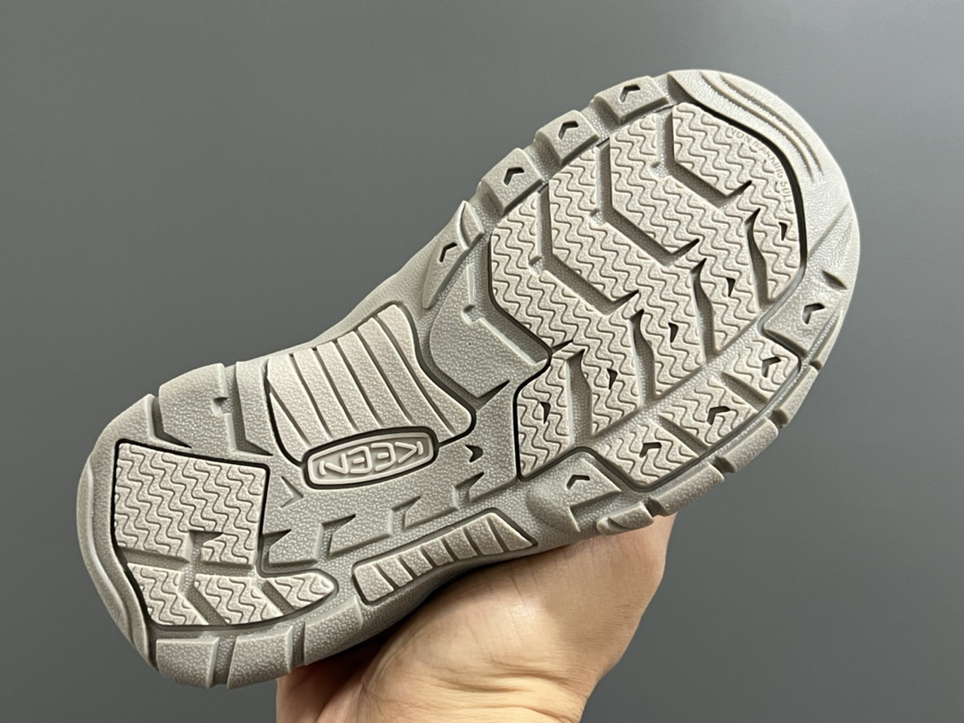 图片[5]-海外版 Keen 科恩溯溪两穿儿童凉鞋 尺码：26-37码 海外代购版👍🏻 这鞋型太好看啦😍丑萌丑萌感✨ 魔术贴➕松紧带设计，方便调节✔️ 溯溪两穿橡胶耐磨大底，抓地力超强✌🏻 今年必备单品🛒-选品中心