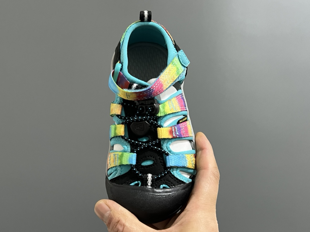 图片[8]-海外版 Keen 科恩溯溪两穿儿童凉鞋 尺码：26-37码 海外代购版👍🏻 这鞋型太好看啦😍丑萌丑萌感✨ 魔术贴➕松紧带设计，方便调节✔️ 溯溪两穿橡胶耐磨大底，抓地力超强✌🏻 今年必备单品🛒-选品中心