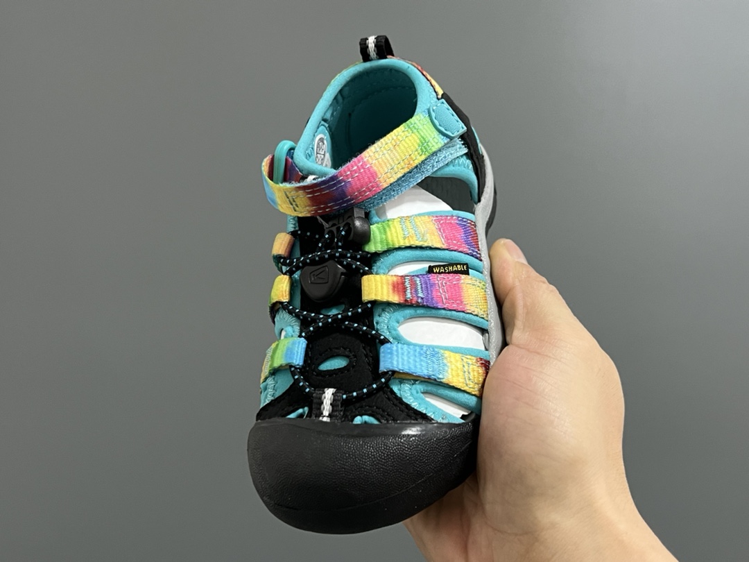 图片[3]-海外版 Keen 科恩溯溪两穿儿童凉鞋 尺码：26-37码 海外代购版👍🏻 这鞋型太好看啦😍丑萌丑萌感✨ 魔术贴➕松紧带设计，方便调节✔️ 溯溪两穿橡胶耐磨大底，抓地力超强✌🏻 今年必备单品🛒-选品中心