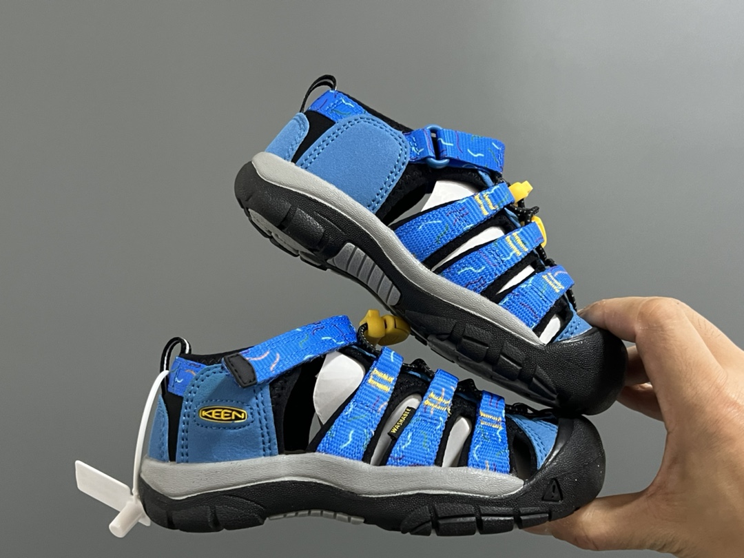 图片[9]-海外版 Keen 科恩溯溪两穿儿童凉鞋 尺码：26-37码 海外代购版👍🏻 这鞋型太好看啦😍丑萌丑萌感✨ 魔术贴➕松紧带设计，方便调节✔️ 溯溪两穿橡胶耐磨大底，抓地力超强✌🏻 今年必备单品🛒-选品中心