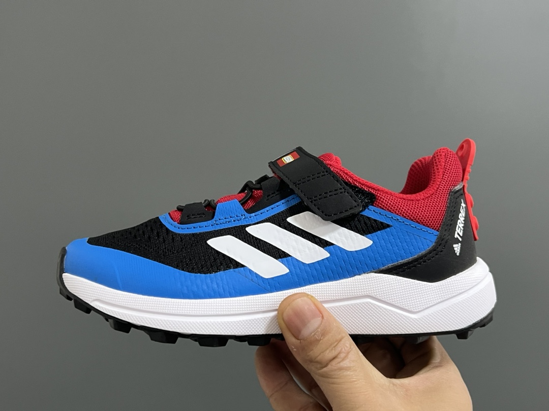 图片[4]-A家乐高联名户外轻便魔术贴儿童运动鞋 尺码：26-37码 柜子同步新款🆕 超赞的乐高联名系✔️ 高密度针织鞋面，质感超软超舒服☁️ 抓地力超强的橡胶大底，脚感不言而喻✌🏻-选品中心