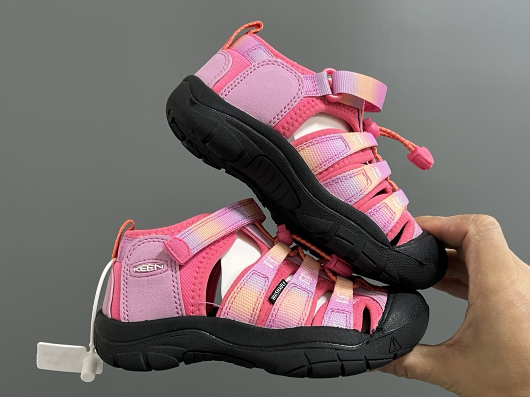 图片[9]-KEEN科恩户外儿童涉水溯溪凉鞋24–37码 户外大佬—KEEN科恩潮牌⛺️优质尼龙材料镂空拼接，透气又舒适☁️橡胶耐磨防滑包头大底✅-选品中心