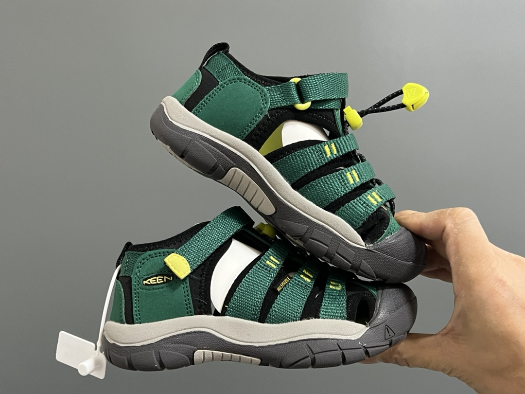 图片[9]-KEEN科恩户外儿童涉水溯溪凉鞋24–37码 户外大佬—KEEN科恩潮牌⛺️优质尼龙材料镂空拼接，透气又舒适☁️橡胶耐磨防滑包头大底✅-选品中心