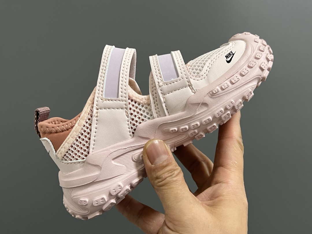 图片[6]-NK 网面镂空魔术贴儿童轮胎凉鞋 尺码：27-35码 包头网面镂空，透气又舒适☁️ 双魔术贴设计，穿脱超方便✌🏻 轮胎🛞大底，脚感超赞👍🏻-选品中心