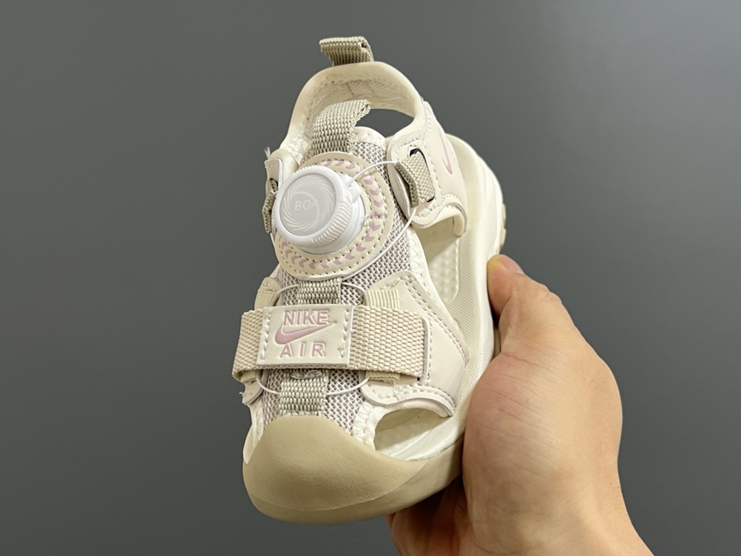 图片[6]-NK 包头网面镂空锁扣儿童凉鞋 尺码：27-37码 包头镂空网面设计，透气又舒适☁️ 锁扣设计，方便调节✌🏻 耐磨防滑大底，脚感超赞👍🏻-选品中心