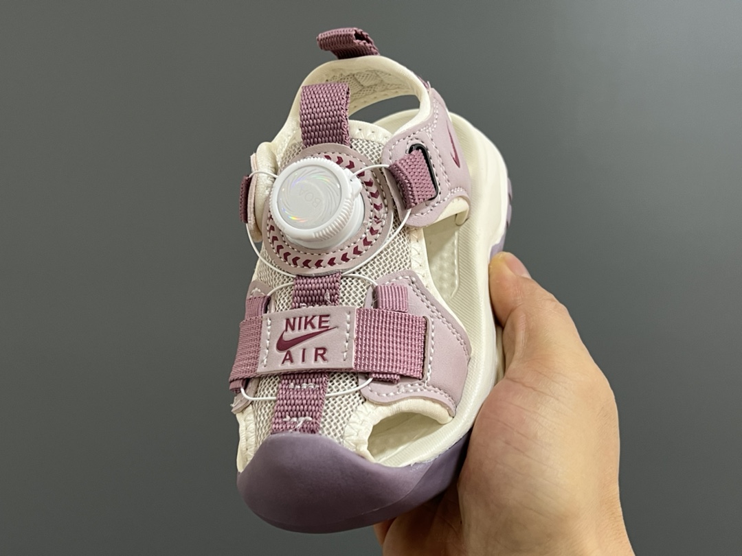 图片[4]-NK 包头网面镂空锁扣儿童凉鞋 尺码：27-37码 包头镂空网面设计，透气又舒适☁️ 锁扣设计，方便调节✌🏻 耐磨防滑大底，脚感超赞👍🏻-选品中心