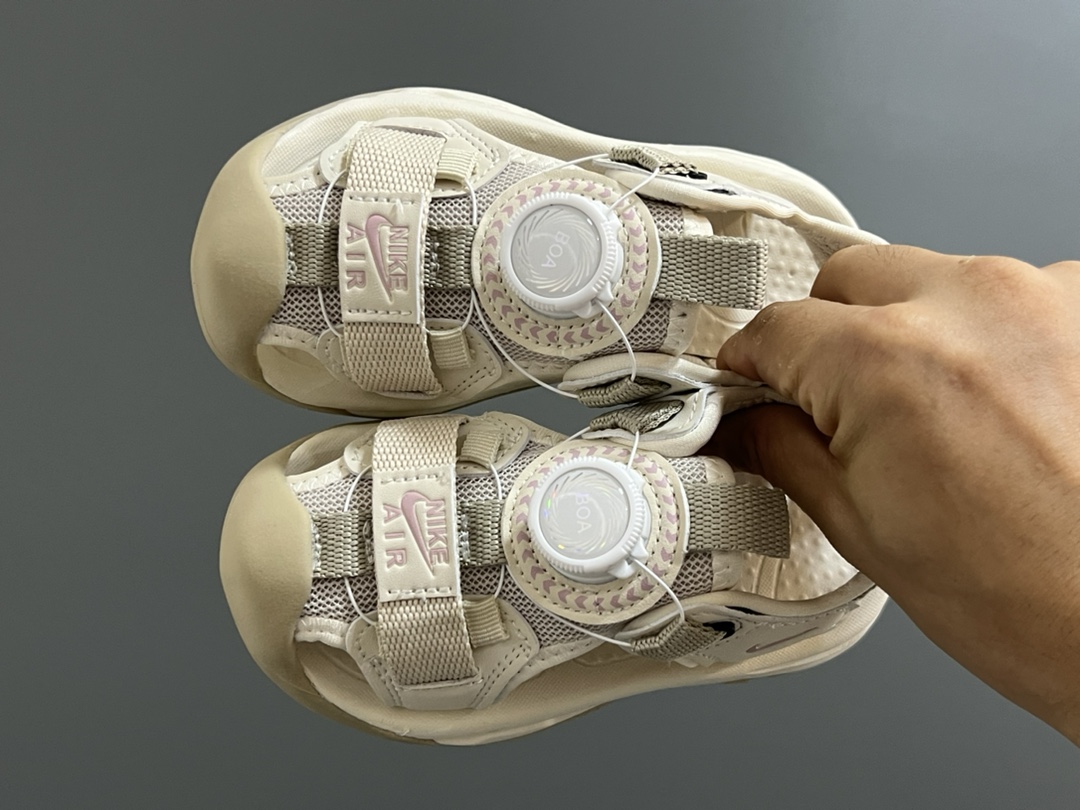 图片[5]-NK 包头网面镂空锁扣儿童凉鞋 尺码：27-37码 包头镂空网面设计，透气又舒适☁️ 锁扣设计，方便调节✌🏻 耐磨防滑大底，脚感超赞👍🏻-选品中心