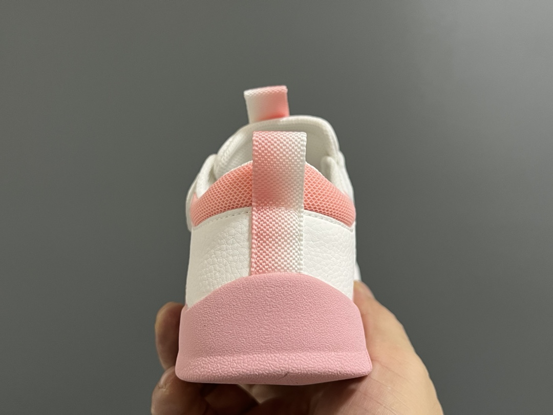 图片[7]-福利 A家新款皮面镂空魔术贴儿童凉鞋 尺码：26-35码 优质皮料拼接✔️ 镂空设计，透气舒适☁️ 魔术贴设计，穿脱方便✌🏻 耐磨防滑大底，脚感超赞👍🏻-选品中心