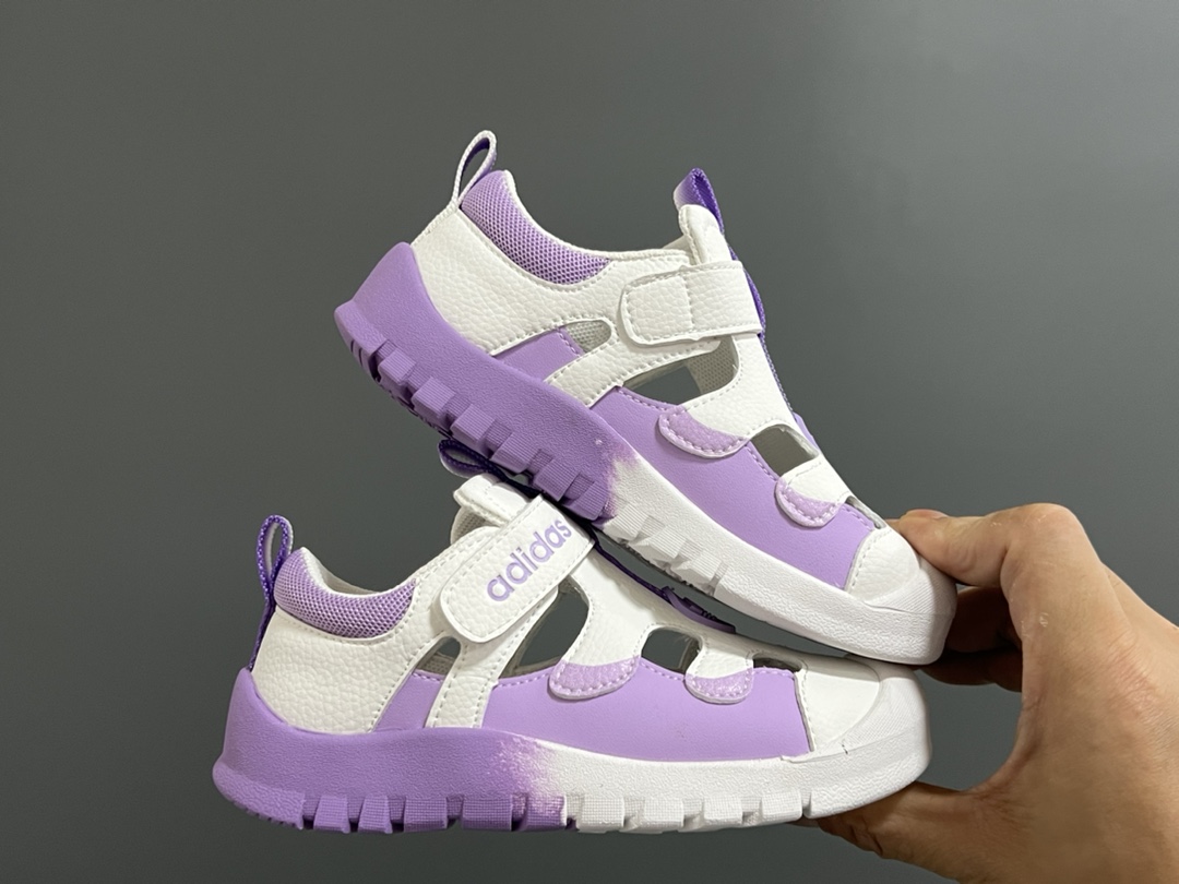 图片[9]-福利 A家新款皮面镂空魔术贴儿童凉鞋 尺码：26-35码 优质皮料拼接✔️ 镂空设计，透气舒适☁️ 魔术贴设计，穿脱方便✌🏻 耐磨防滑大底，脚感超赞👍🏻-选品中心