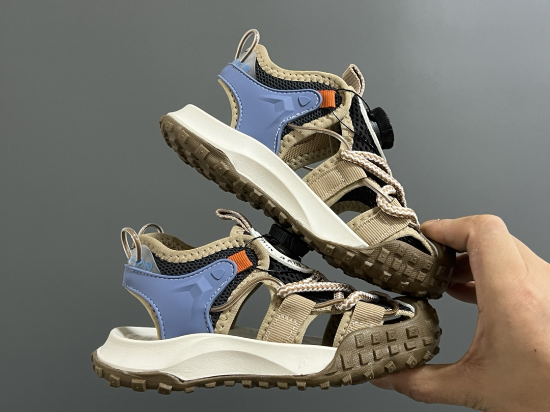 图片[9]-NK轮胎锁扣镂空儿童凉鞋 尺码：27-37码 火爆的轮胎🛞凉鞋🆕 精致锁扣设计，穿脱超级方便✌🏻 镂空网面拼接，透气又舒适☁️ 轮胎🛞底耐磨防滑，满足日常需求✔️-选品中心