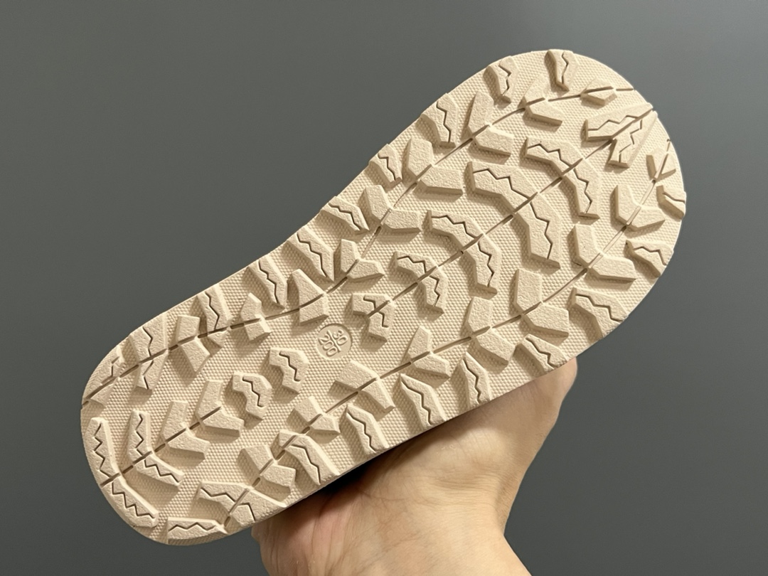 图片[5]-价格下调⬇️ 代理价 （‼️‼️‼️） A家新款包头镂空魔术贴婴童凉鞋 尺码：23-32码 精致的包头镂空皮面🆕 魔术贴设计、穿脱超方便✌🏻 耐磨防滑大底，脚感超赞👍🏻-选品中心