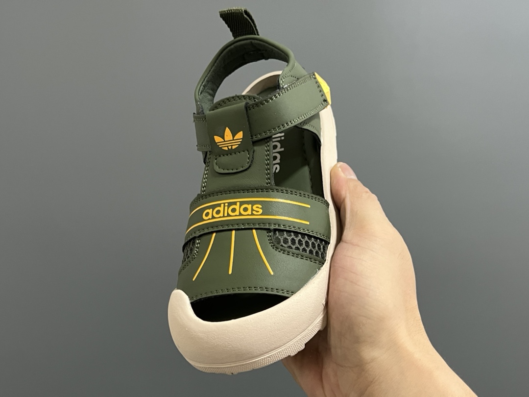 图片[3]-价格下调⬇️ 代理价 （‼️‼️‼️） A家新款包头镂空魔术贴婴童凉鞋 尺码：23-32码 精致的包头镂空皮面🆕 魔术贴设计、穿脱超方便✌🏻 耐磨防滑大底，脚感超赞👍🏻-选品中心