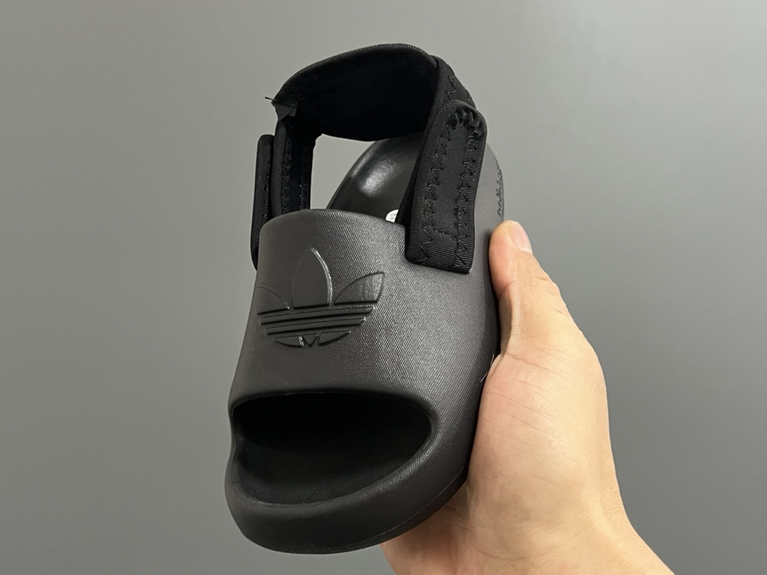 图片[3]-活动A家新款两穿魔术贴儿童凉鞋 尺码：22-35码 还没上就爆单啦💥 三葉草愛迪達新款🆕 国内买不到哦✌🏻 可拆卸后跟的款式，两穿真的超实用❤️ 一体成型EVA工艺，清洗超级方便✔️-选品中心