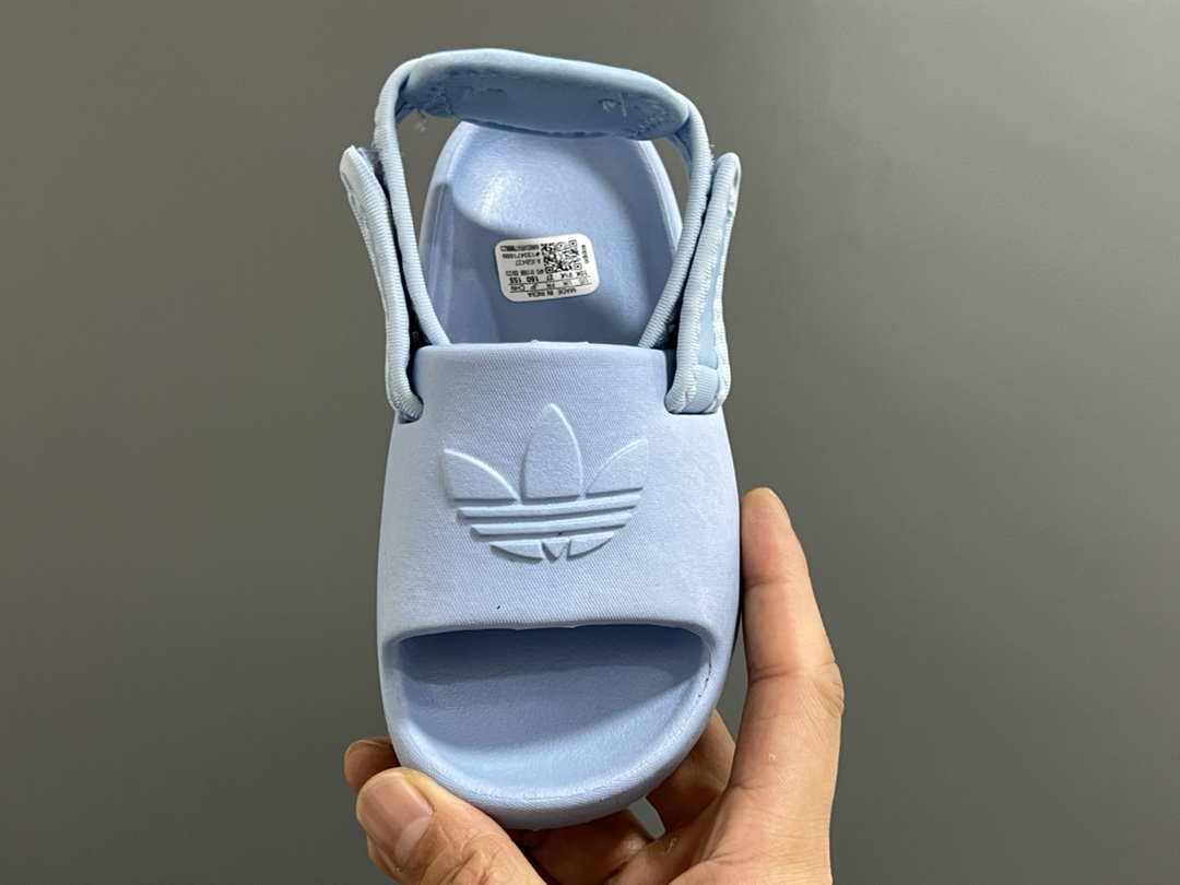 图片[8]-活动A家新款两穿魔术贴儿童凉鞋 尺码：22-35码 还没上就爆单啦💥 三葉草愛迪達新款🆕 国内买不到哦✌🏻 可拆卸后跟的款式，两穿真的超实用❤️ 一体成型EVA工艺，清洗超级方便✔️-选品中心