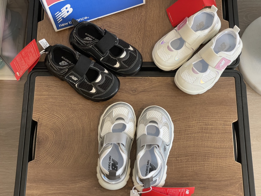 图片[2]-NB920网面拼接魔术贴儿童凉鞋24-37码 时髦又洋气的NB玛丽珍系列🔥网面➕优质皮料拼接，透气又舒适☁️1：1高端定制MD大底，脚感超舒服😌-选品中心