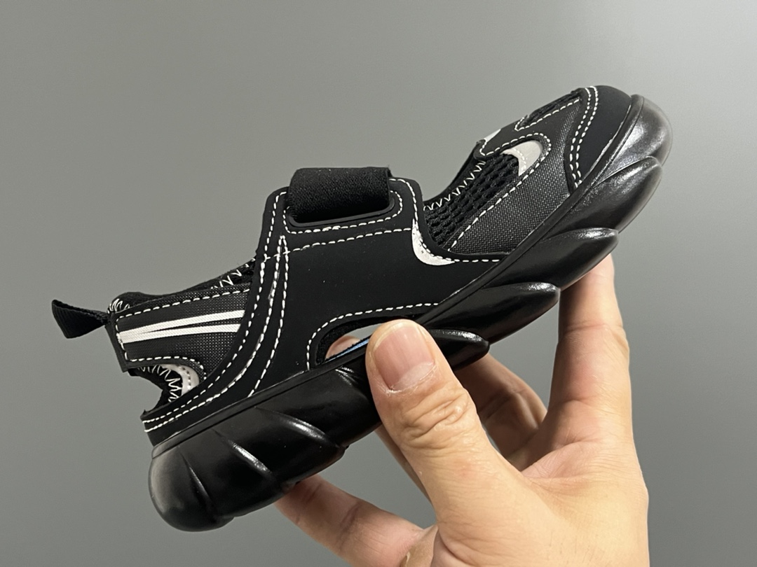 图片[6]-NB新款920玛丽珍网面拼接魔术贴儿童凉鞋 尺码：24-37码 时髦又洋气的NB玛丽珍系列🔥 网面➕优质皮料拼接，透气又舒适☁️ 1：1高端定制MD大底，脚感超舒服😌 魔术贴设计，穿脱超级方便✌🏻 闭眼入的八色，搭配袜子超洋气✨-选品中心