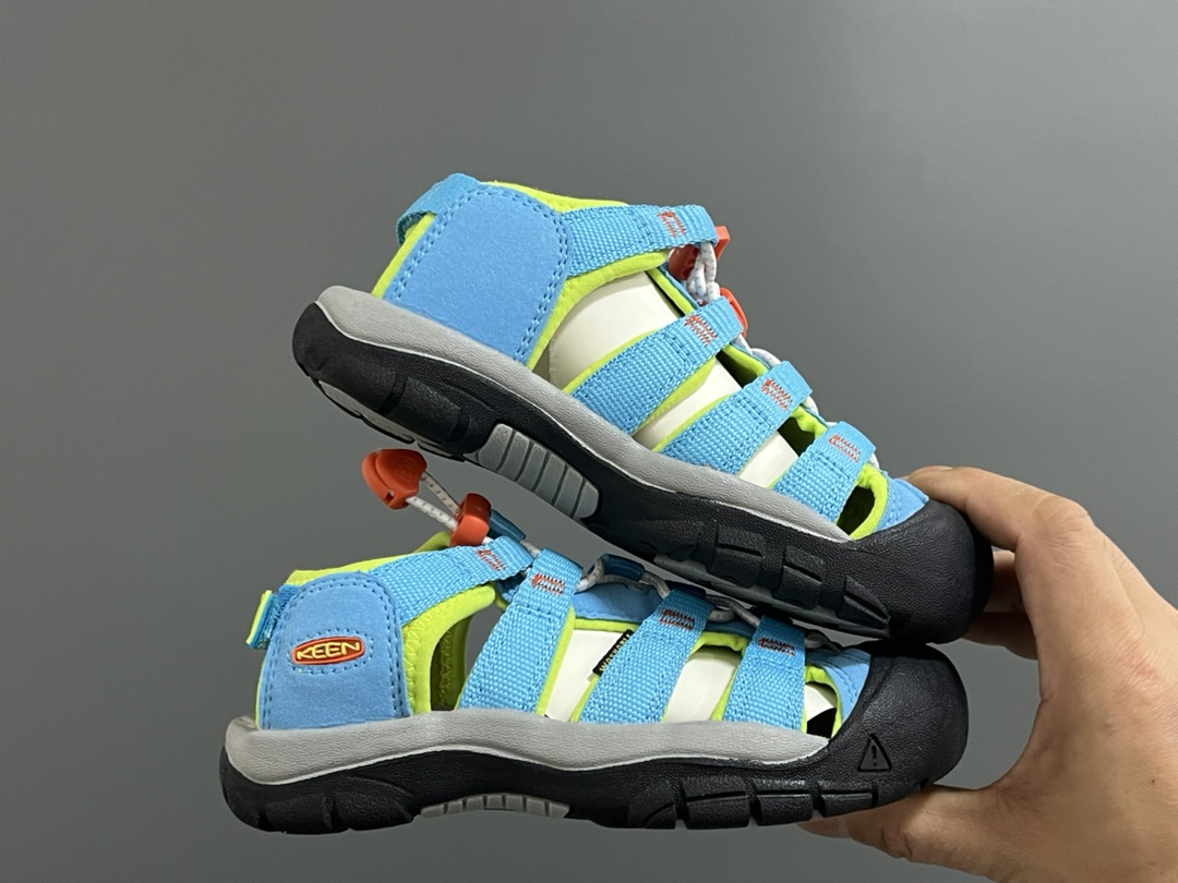 图片[9]-海外版 Keen 科恩溯溪后跟魔术贴儿童凉鞋 尺码：26-37码 海外代购版👍🏻 这鞋型太好看啦😍丑萌丑萌感✨ 松紧带设计，后跟魔术贴，方便调节✔️ 溯溪两穿橡胶耐磨大底，抓地力超强✌🏻 今年必备单品🛒-选品中心