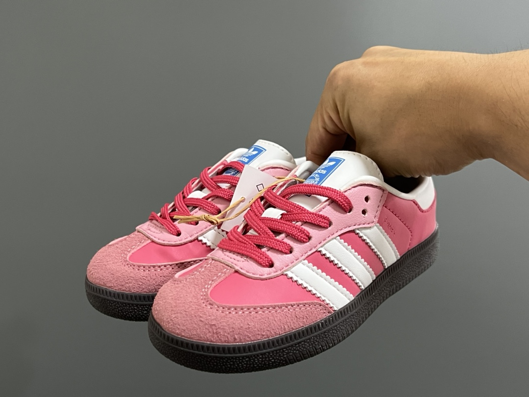 图片[2]-德训联名儿童休闲鞋 尺码：24-37码 爱惨了德训系列🆕 新工厂新工艺新配色👏🏻 优质皮料拼接，质感满满💯 耐磨防滑大底，脚感超赞👍🏻-选品中心