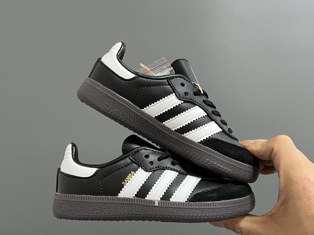 图片[9]-德训联名儿童休闲鞋 尺码：24-37码 爱惨了德训系列🆕 新工厂新工艺新配色👏🏻 优质皮料拼接，质感满满💯 耐磨防滑大底，脚感超赞👍🏻-选品中心