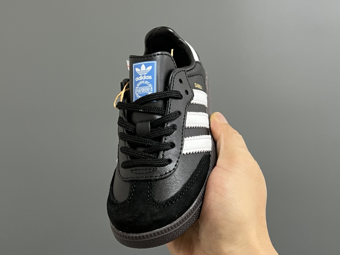 图片[3]-德训联名儿童休闲鞋 尺码：24-37码 爱惨了德训系列🆕 新工厂新工艺新配色👏🏻 优质皮料拼接，质感满满💯 耐磨防滑大底，脚感超赞👍🏻-选品中心