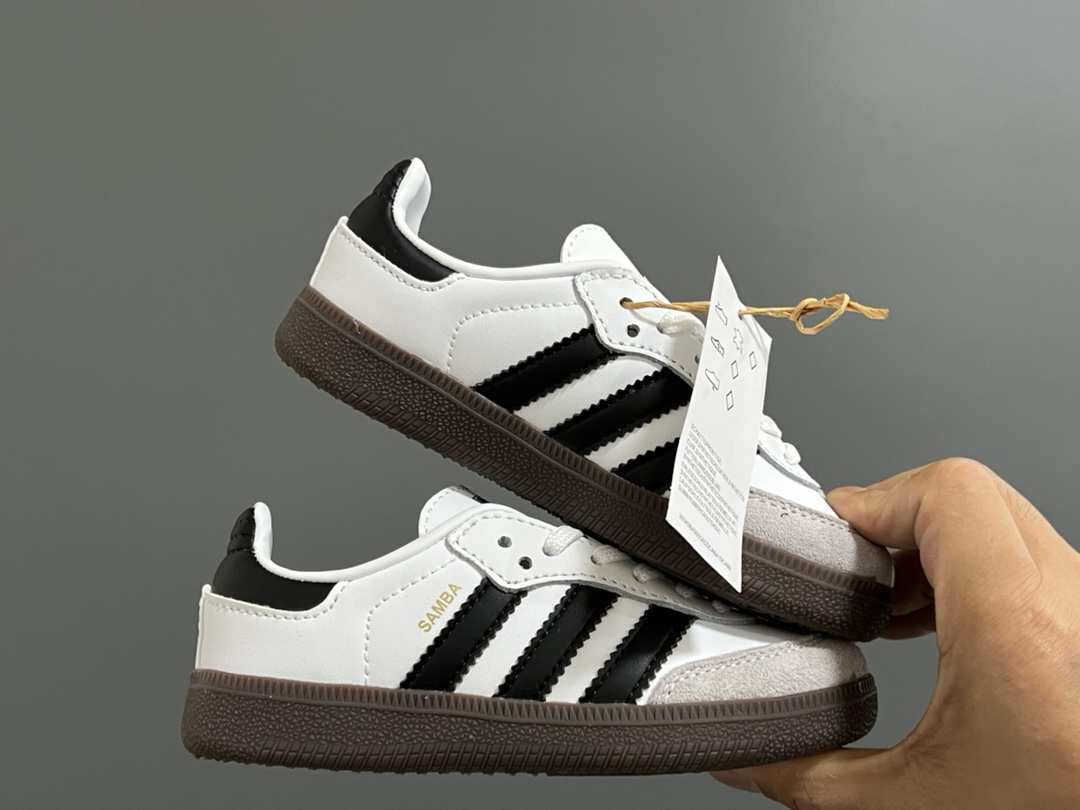 图片[9]-德训联名儿童休闲鞋 尺码：24-37码 爱惨了德训系列🆕 新工厂新工艺新配色👏🏻 优质皮料拼接，质感满满💯 耐磨防滑大底，脚感超赞👍🏻-选品中心