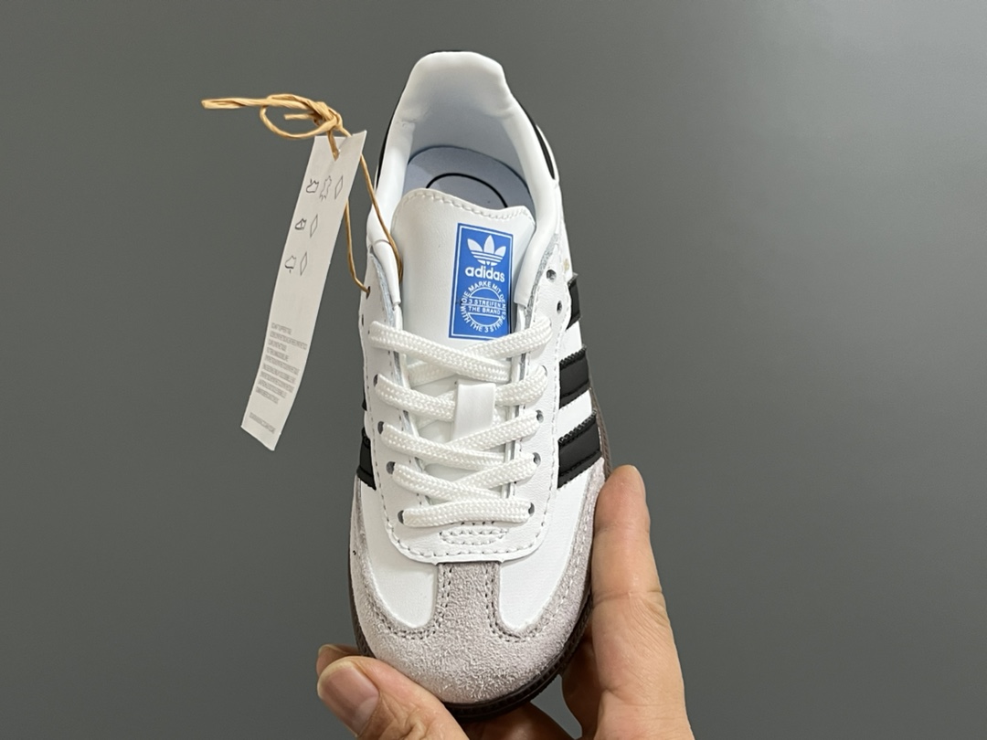 图片[8]-德训联名儿童休闲鞋 尺码：24-37码 爱惨了德训系列🆕 新工厂新工艺新配色👏🏻 优质皮料拼接，质感满满💯 耐磨防滑大底，脚感超赞👍🏻-选品中心