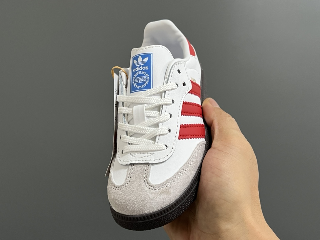 图片[3]-德训联名儿童休闲鞋 尺码：24-37码 爱惨了德训系列🆕 新工厂新工艺新配色👏🏻 优质皮料拼接，质感满满💯 耐磨防滑大底，脚感超赞👍🏻-选品中心