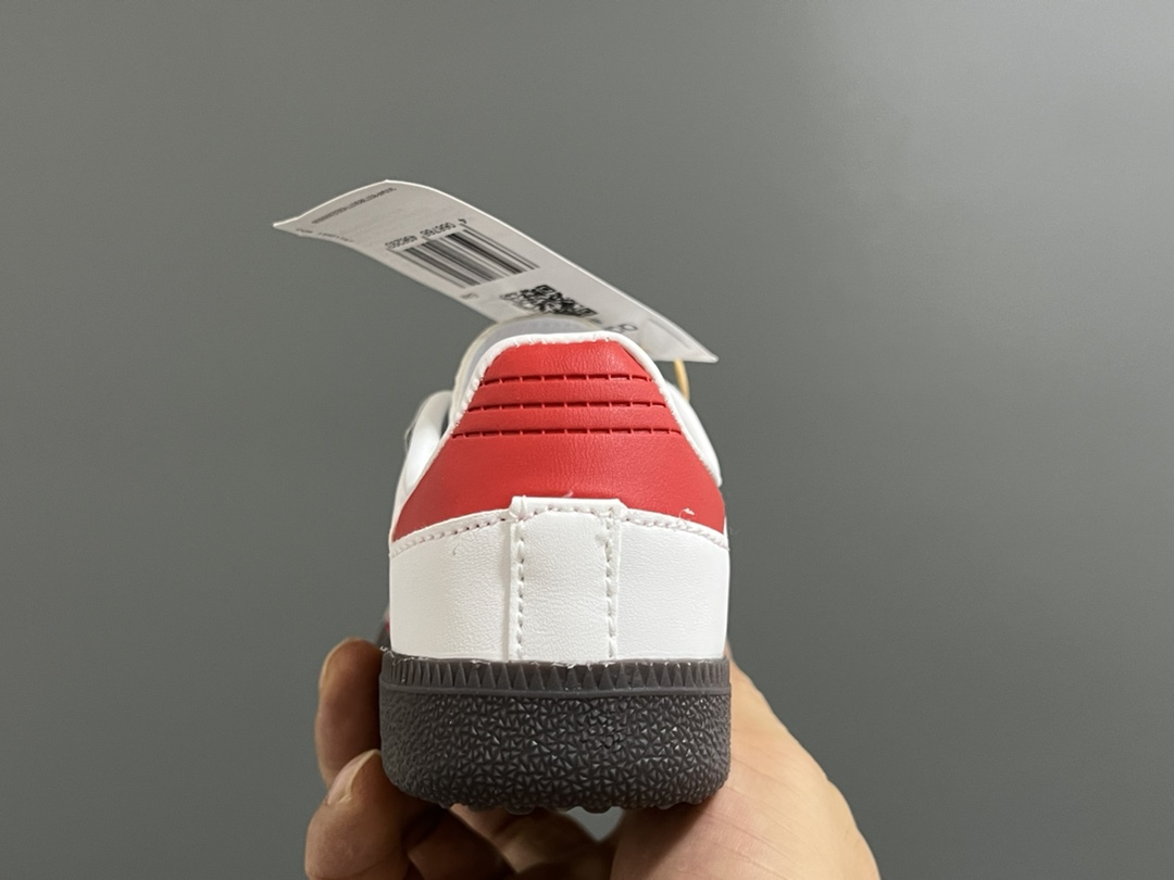 图片[7]-德训联名儿童休闲鞋 尺码：24-37码 爱惨了德训系列🆕 新工厂新工艺新配色👏🏻 优质皮料拼接，质感满满💯 耐磨防滑大底，脚感超赞👍🏻-选品中心