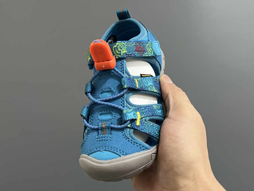 图片[5]-KEEN潮牌二代轻便儿童溯溪两穿凉鞋 尺码：24-37码 潮牌KEEN升级二代轻便凉鞋🆕 超轻超软超好穿✌🏻 溯溪款两穿超便捷✔️ 魔术贴设计，穿脱超方便👍🏻-选品中心