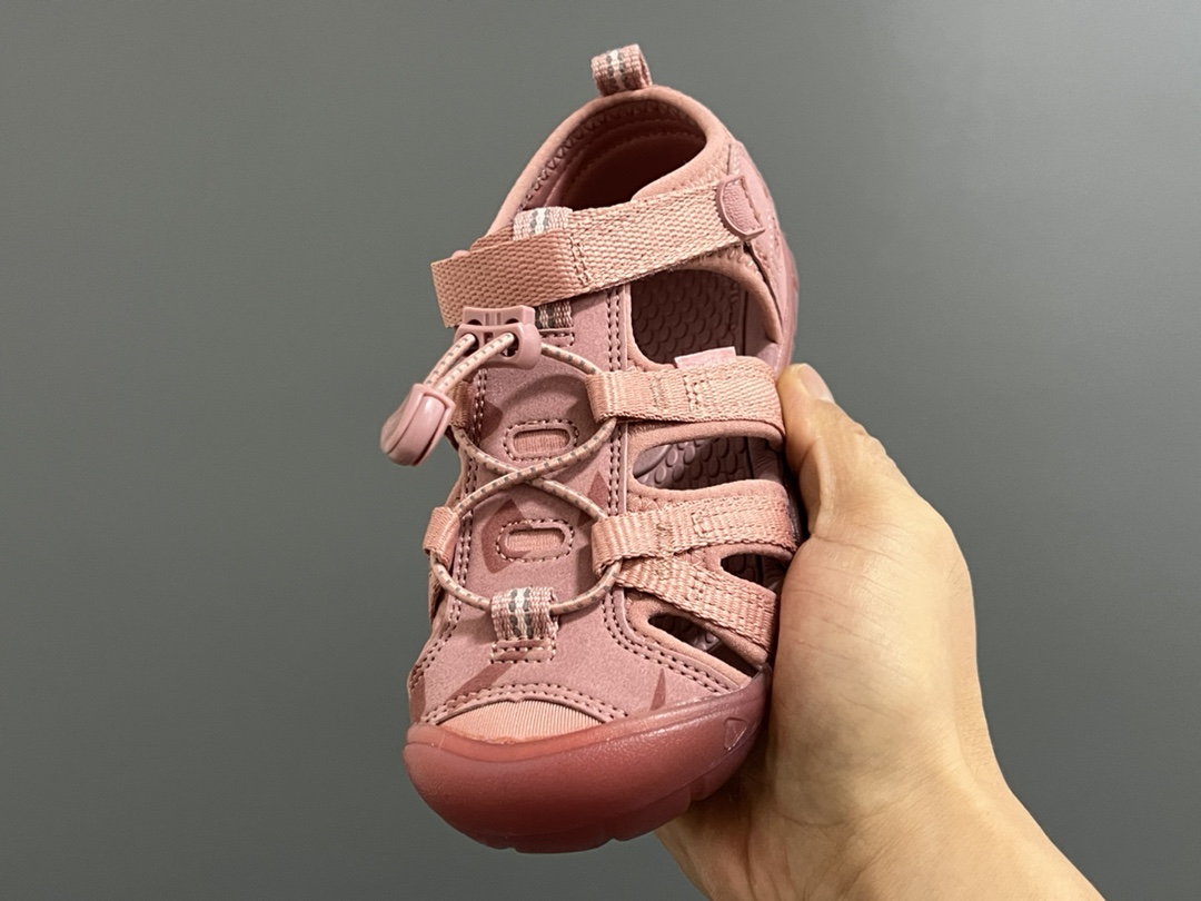 图片[3]-KEEN潮牌二代轻便儿童溯溪两穿凉鞋 尺码：24-37码 潮牌KEEN升级二代轻便凉鞋🆕 超轻超软超好穿✌🏻 溯溪款两穿超便捷✔️ 魔术贴设计，穿脱超方便👍🏻-选品中心