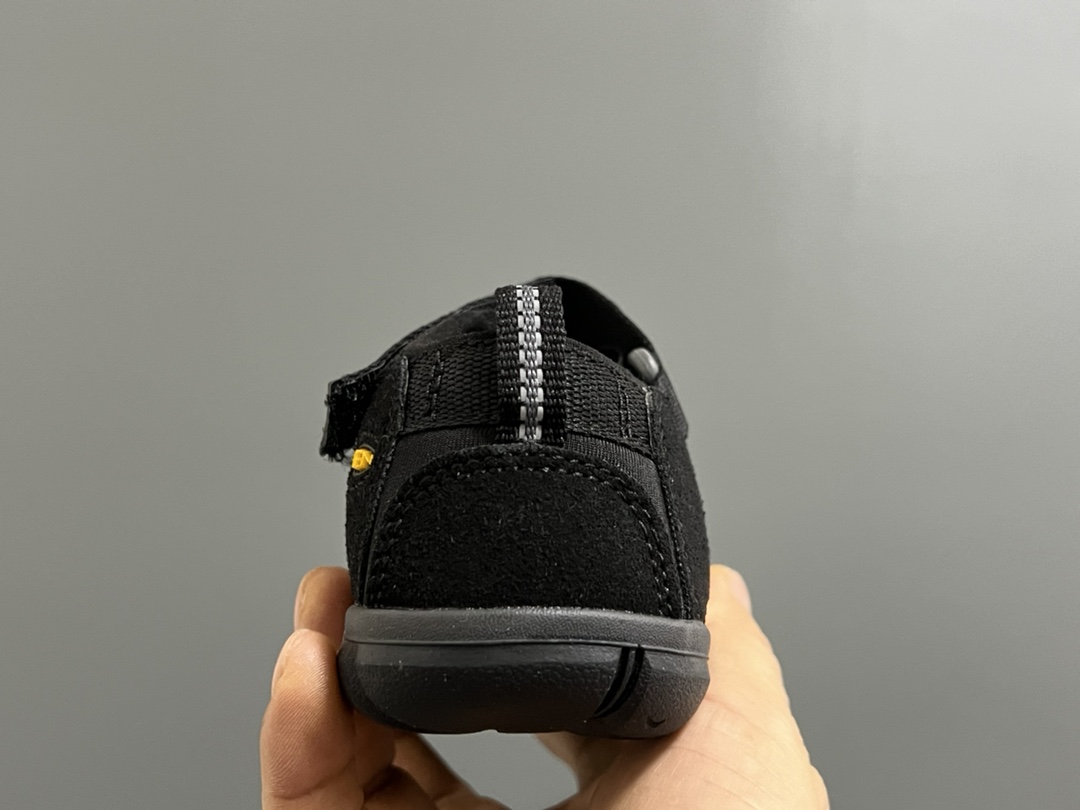 图片[7]-KEEN潮牌二代轻便儿童溯溪两穿凉鞋 尺码：24-37码 潮牌KEEN升级二代轻便凉鞋🆕 超轻超软超好穿✌🏻 溯溪款两穿超便捷✔️ 魔术贴设计，穿脱超方便👍🏻-选品中心